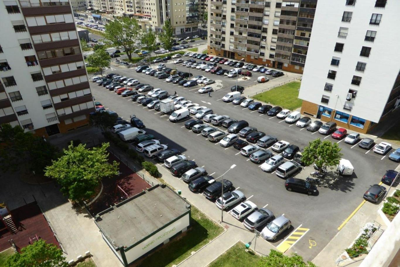 Be Local - Apartment With 2 Bedrooms In Infantado In Loures Exterior photo